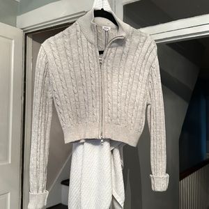 Grey cropped sweater